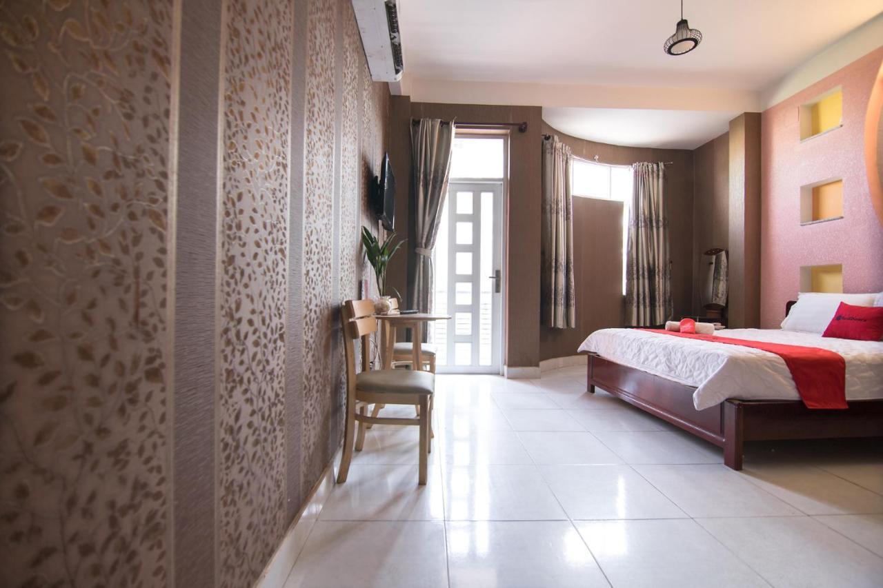 Reddoorz Plus Near Aeon Mall Tan Phu 2 Ho Chi Minh City Exterior photo