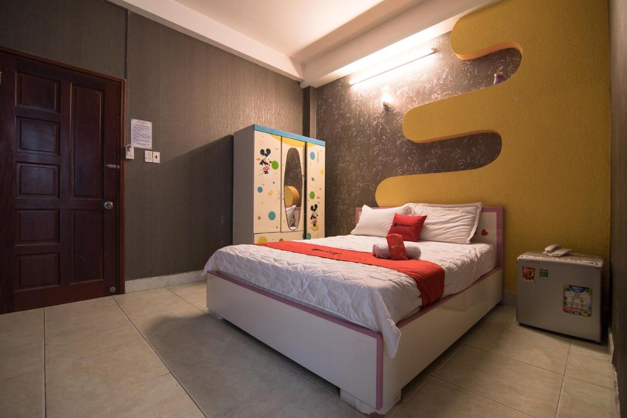 Reddoorz Plus Near Aeon Mall Tan Phu 2 Ho Chi Minh City Exterior photo